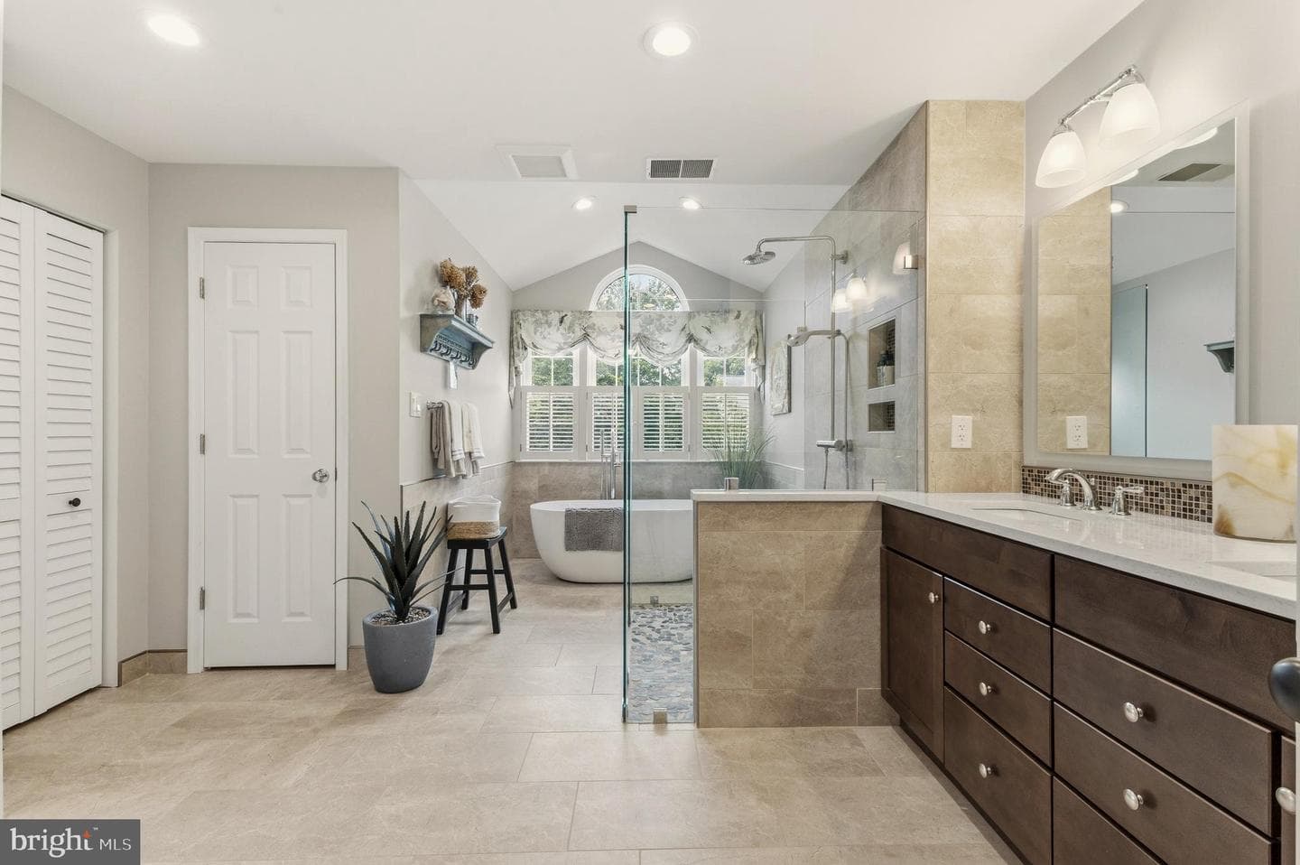 15187 Windy Hollow Circle photo 41