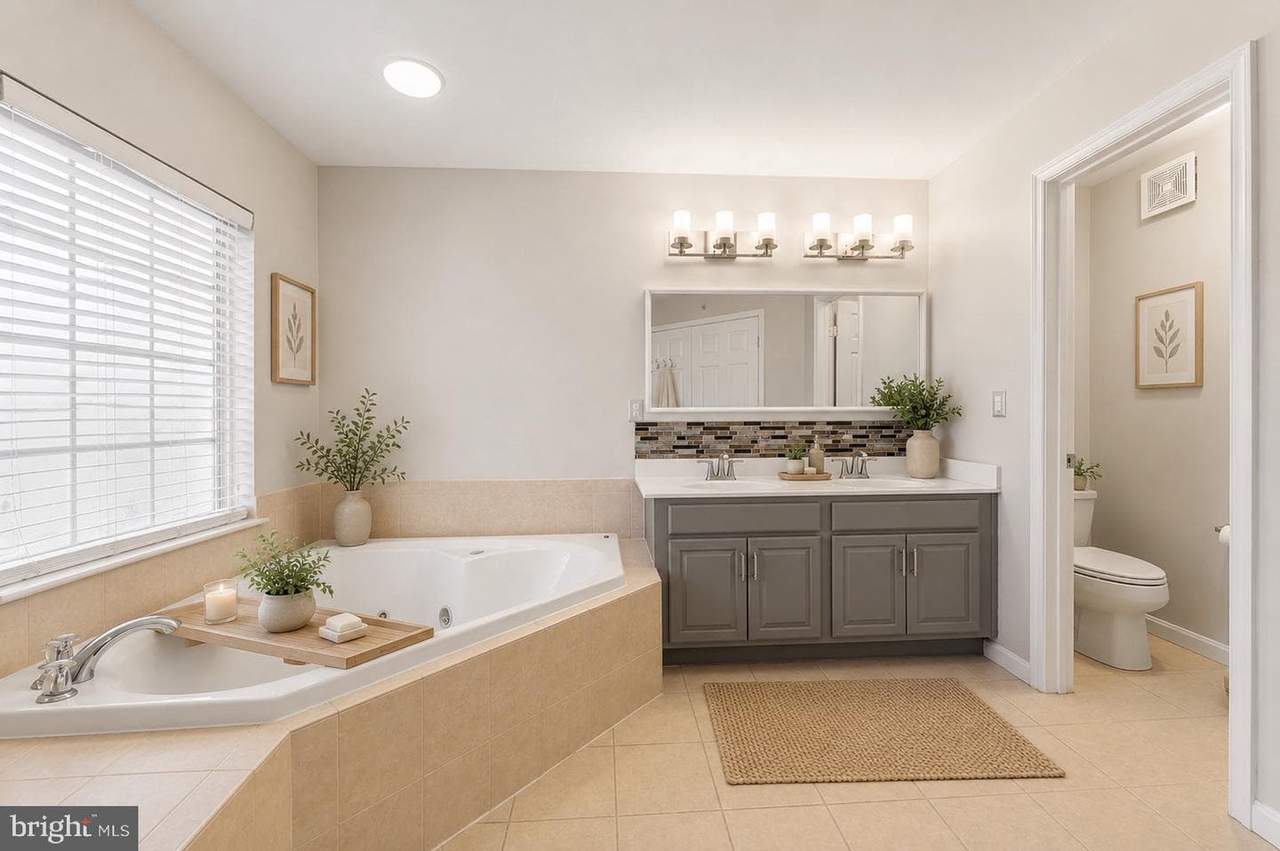 15522 John Diskin Circle photo 9