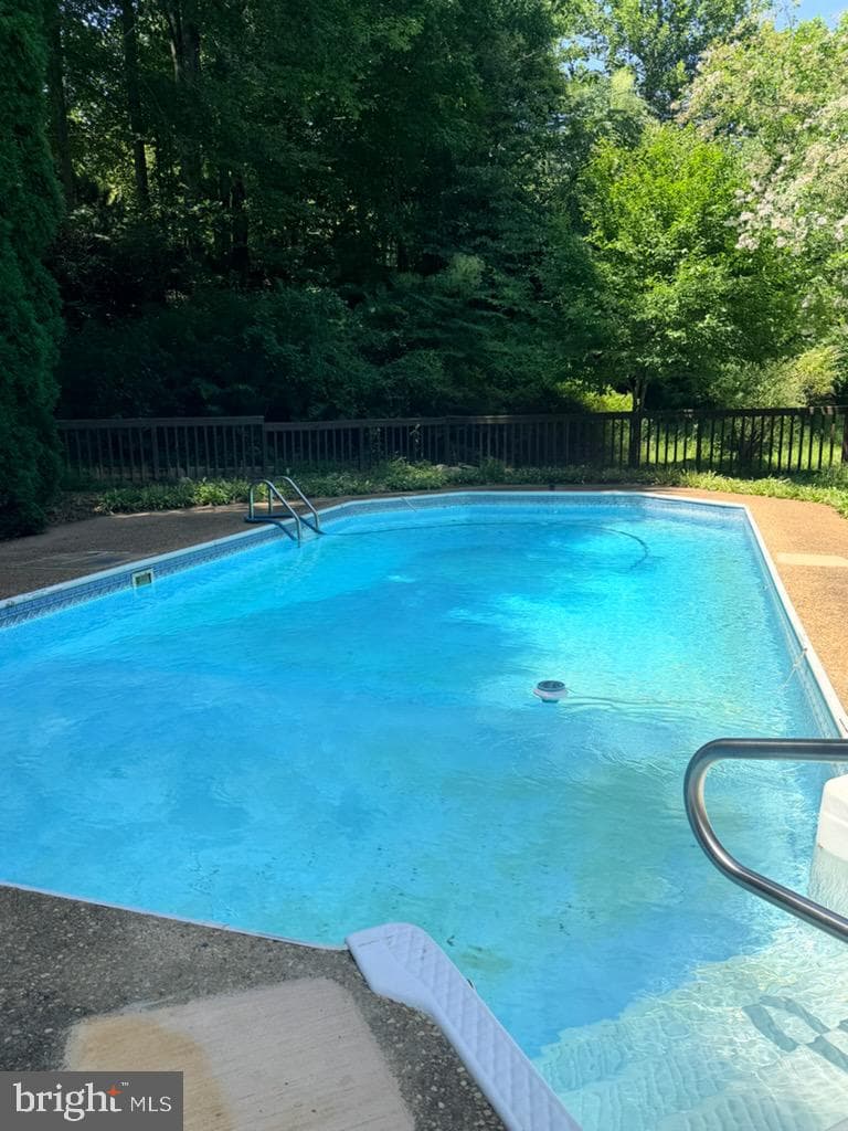 6001 River Forest Drive photo 2