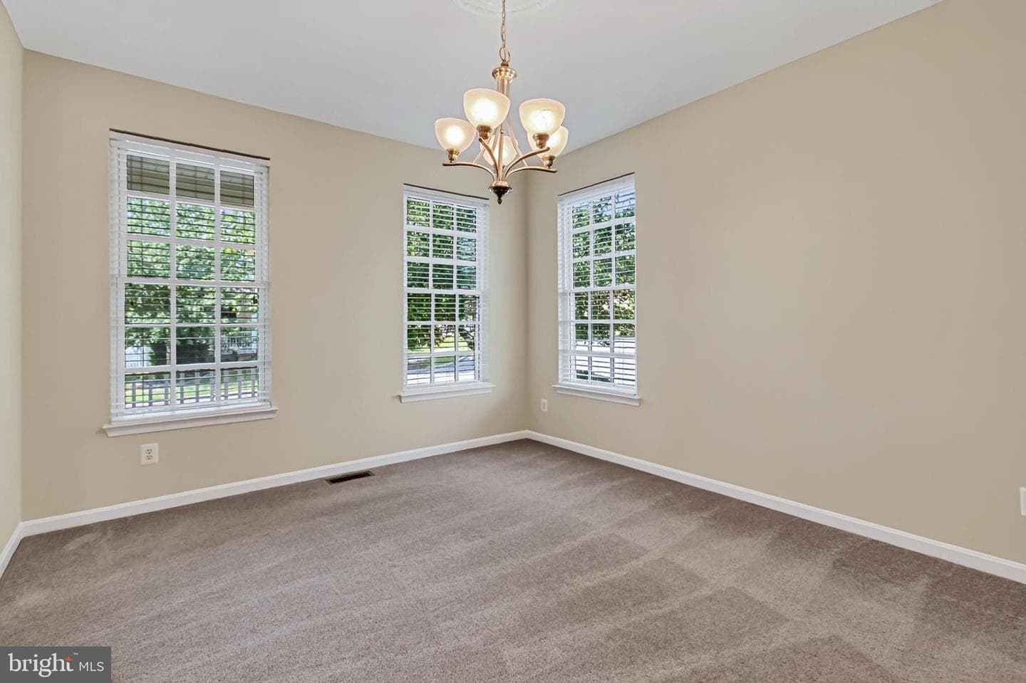 10725 Jeb Stuart Court photo 12
