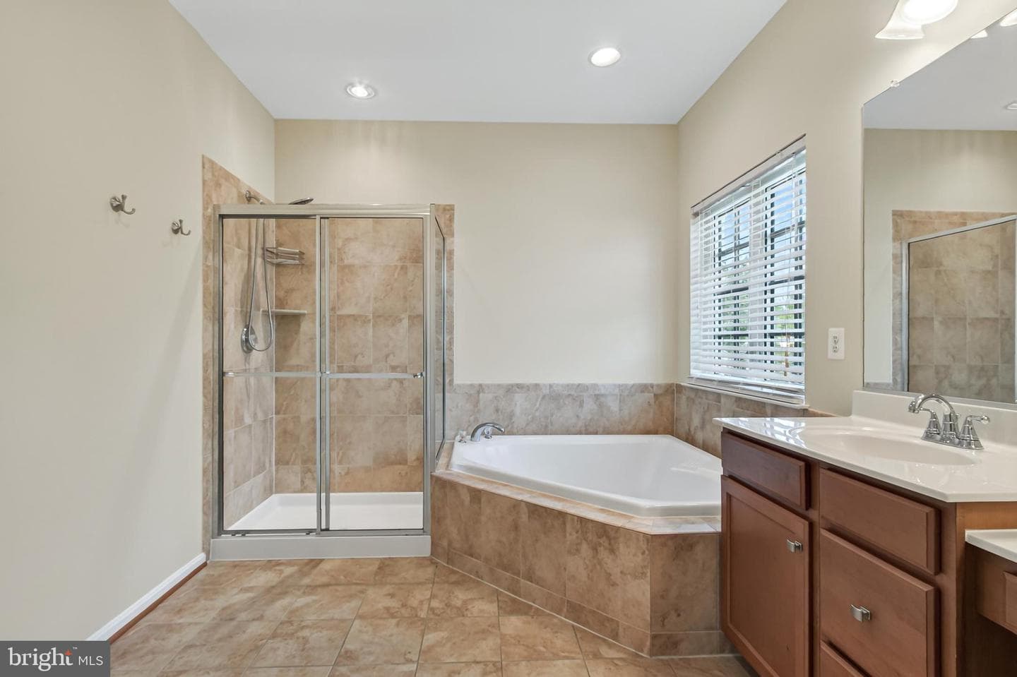 10725 Jeb Stuart Court photo 33
