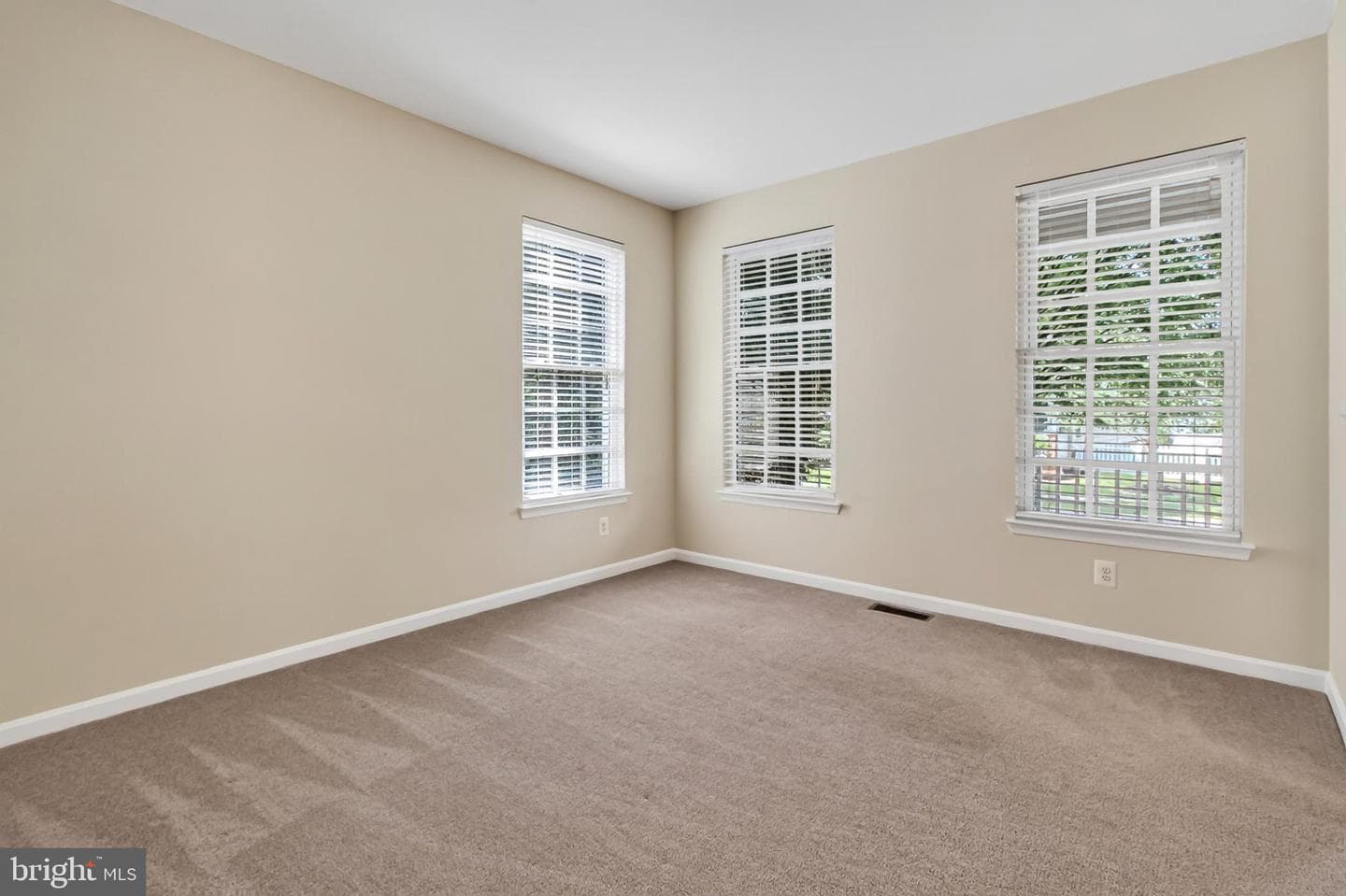 10725 Jeb Stuart Court photo 9