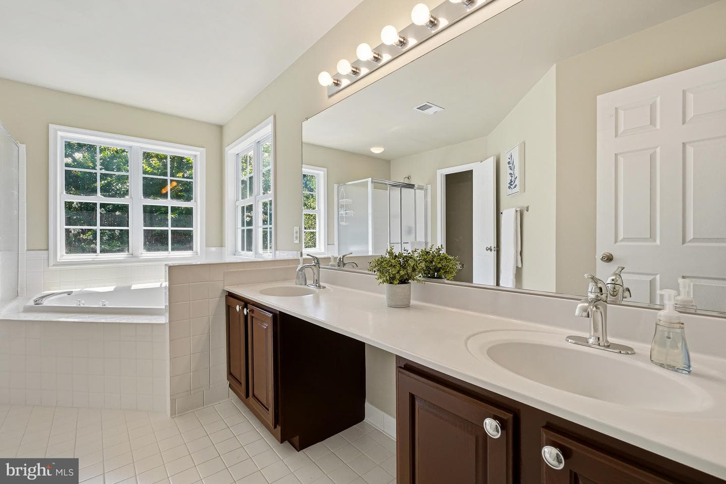 7727 Roseberry Farm Drive photo 35
