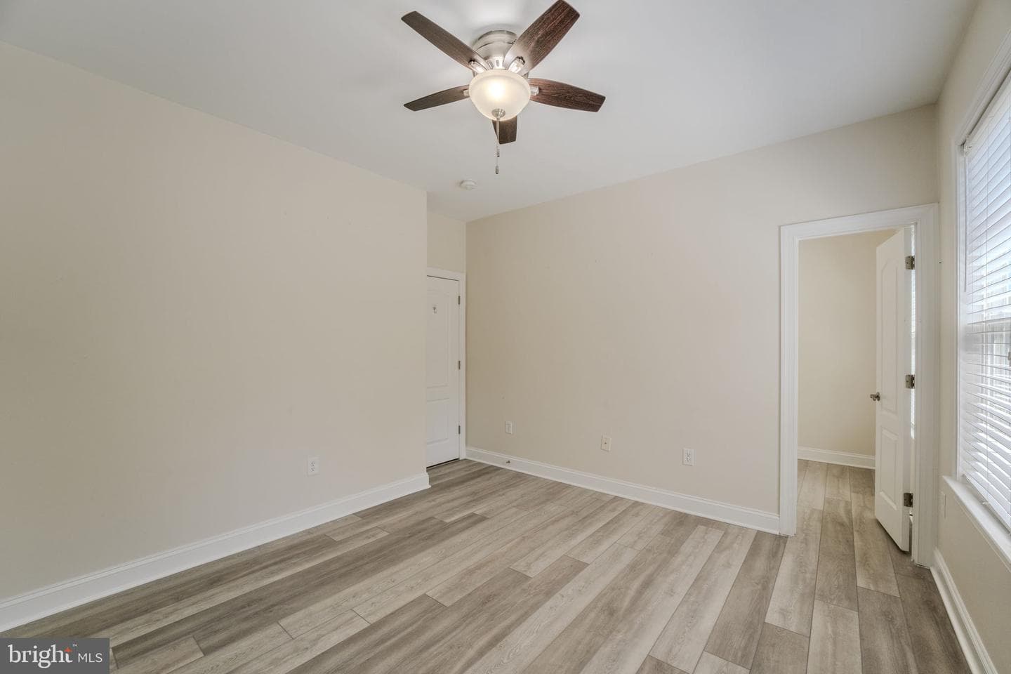 7812 Lake Drive photo 23