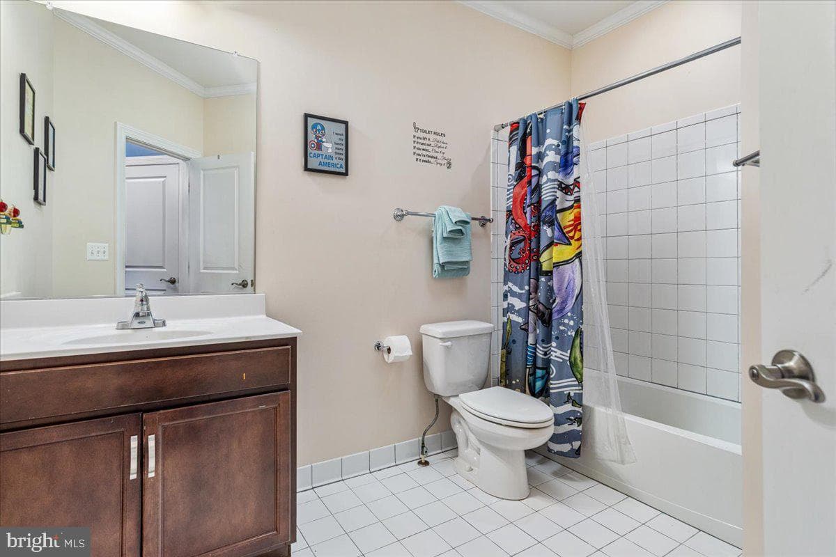 12137 Hickory Falls Court photo 43
