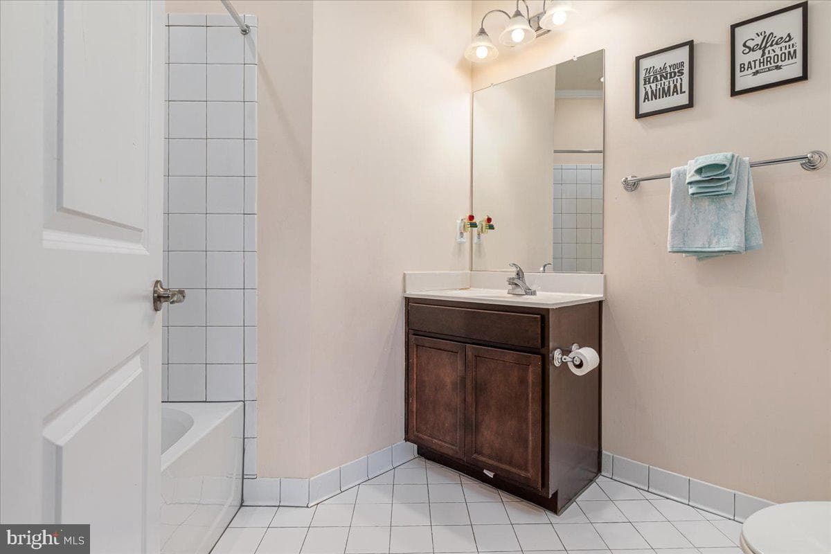12137 Hickory Falls Court photo 51