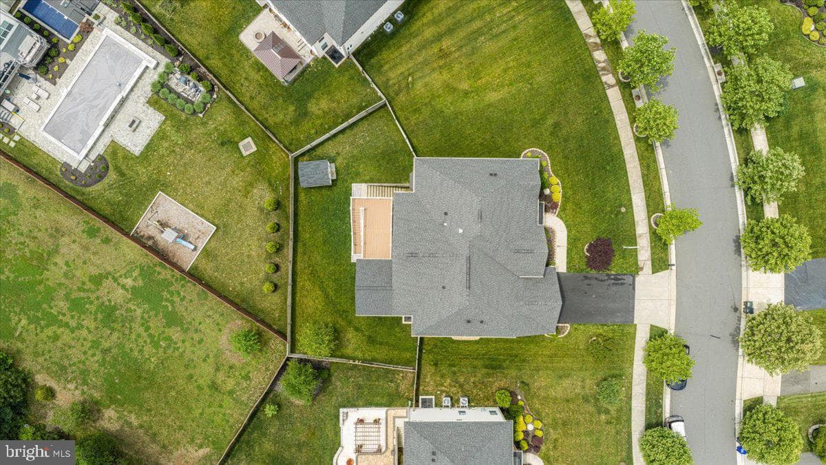 12137 Hickory Falls Court photo 73