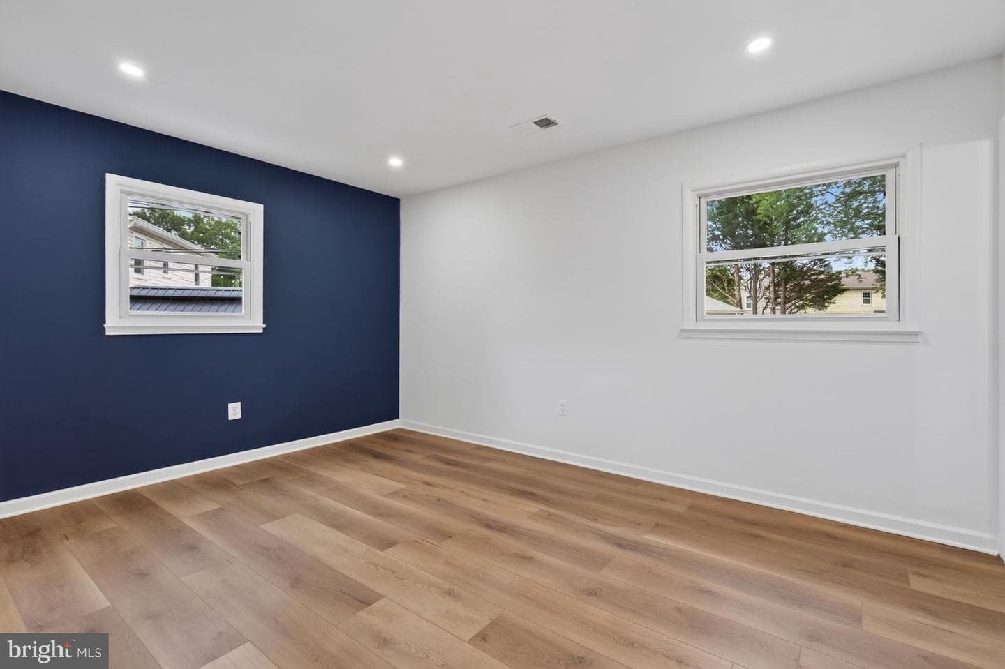 9927 Portsmouth Road photo 18