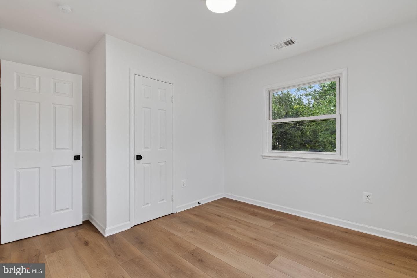 9927 Portsmouth Road photo 29