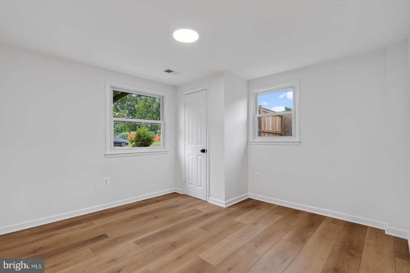 9927 Portsmouth Road photo 38