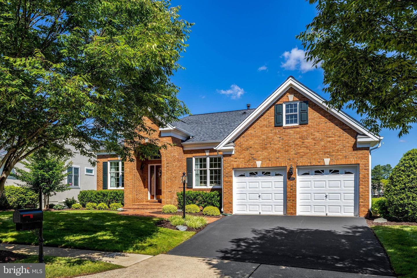 15454 Legacy Way photo 2