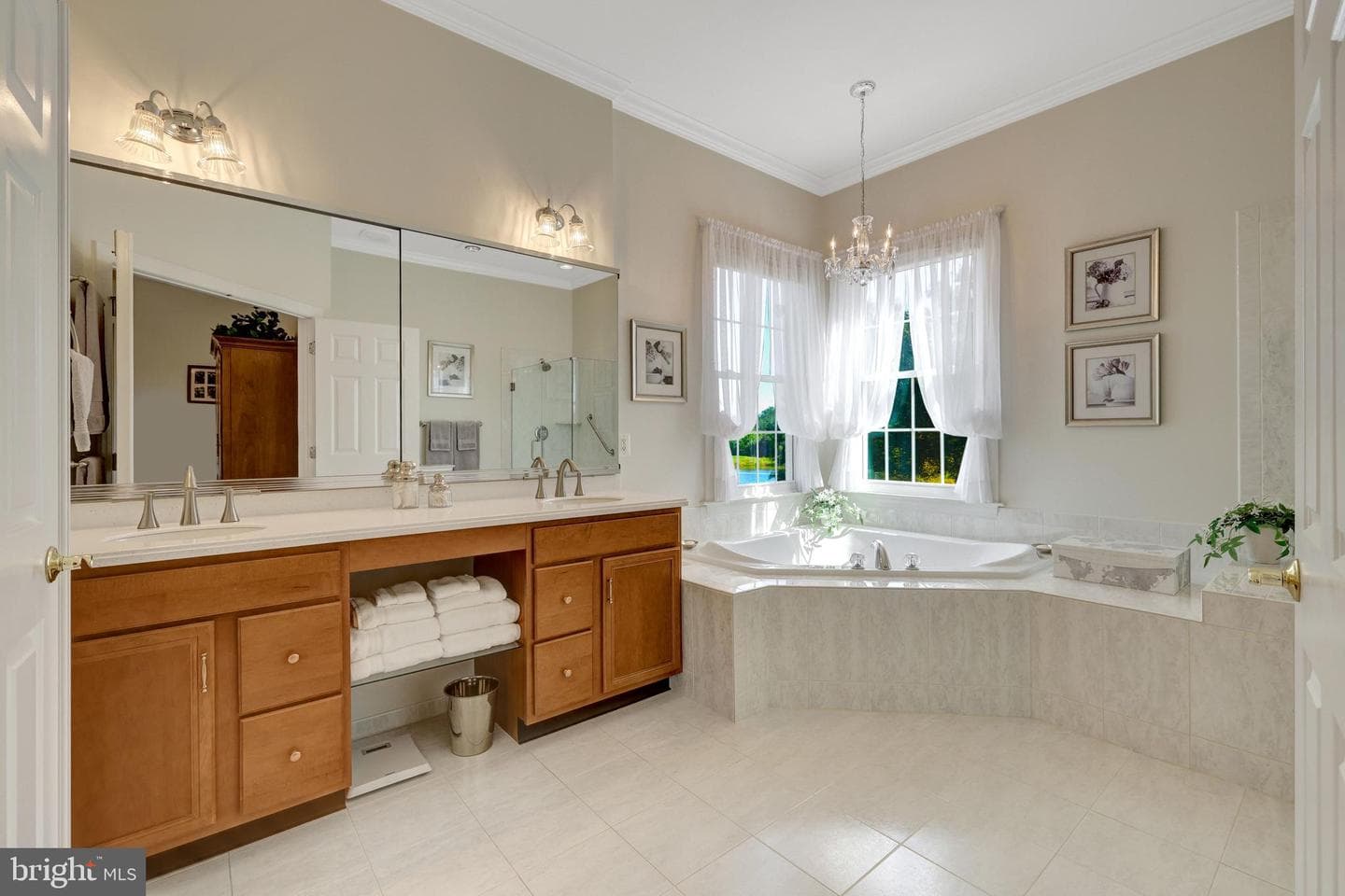 15454 Legacy Way photo 24
