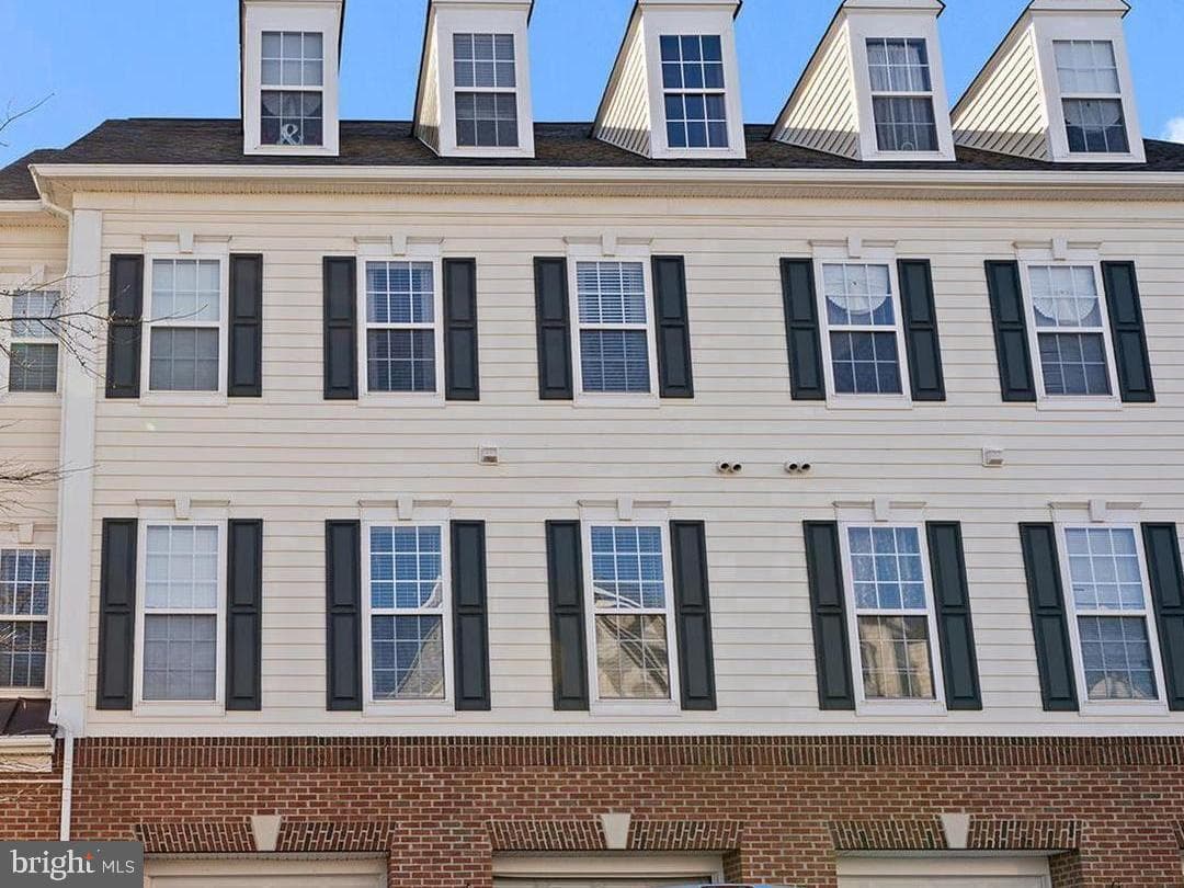6765 Hampton Bay Lane photo 1