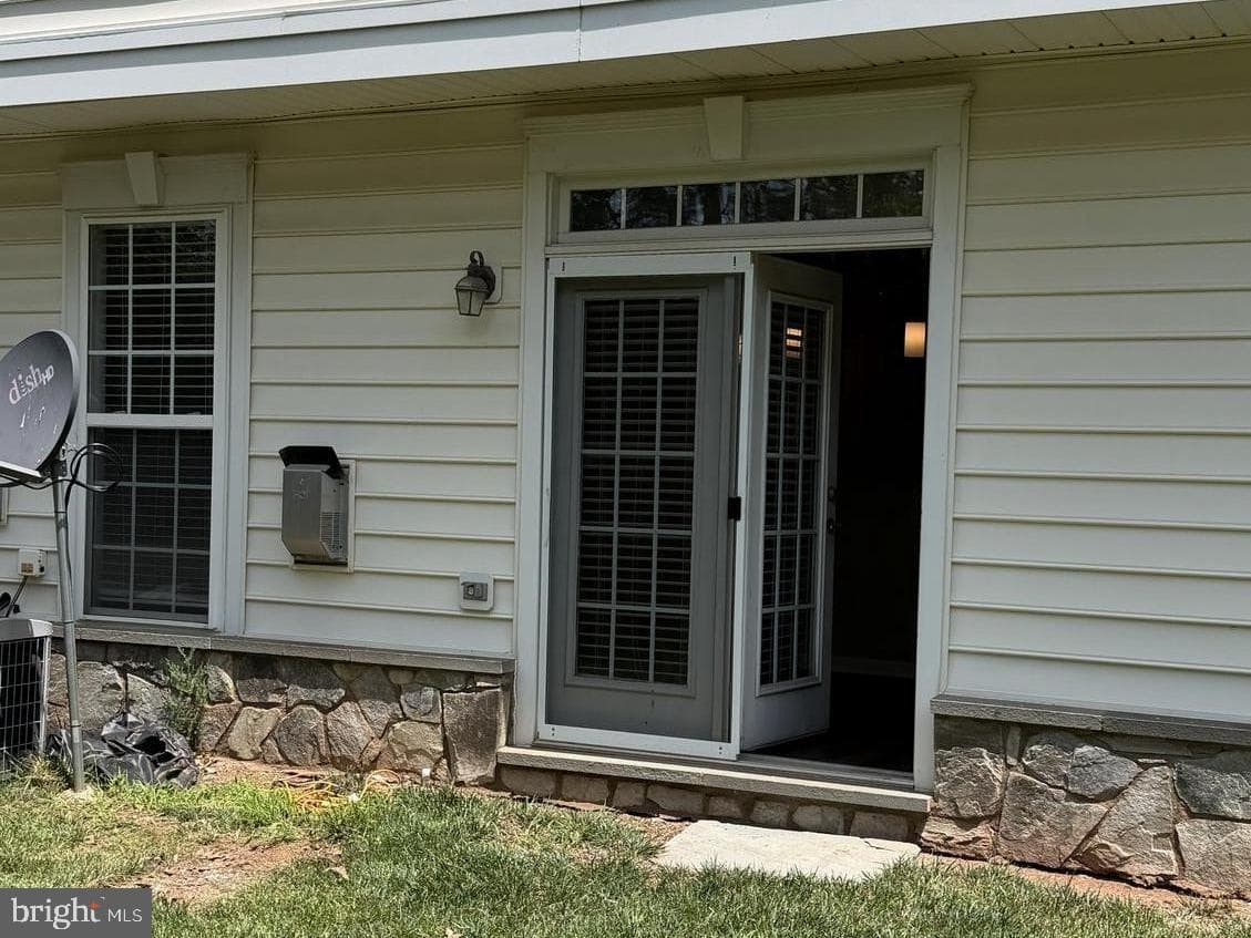 6765 Hampton Bay Lane photo 10