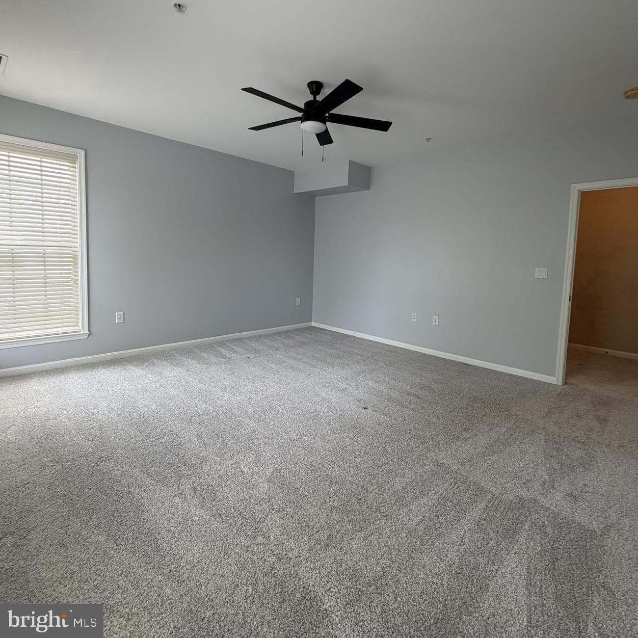 6765 Hampton Bay Lane photo 12