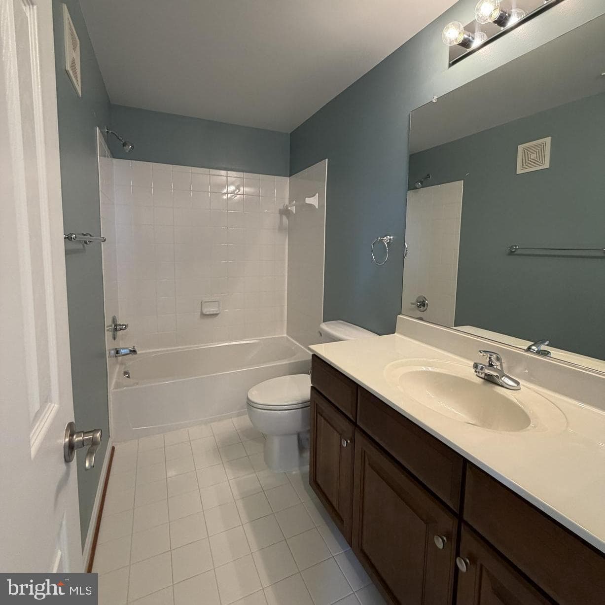 6765 Hampton Bay Lane photo 18