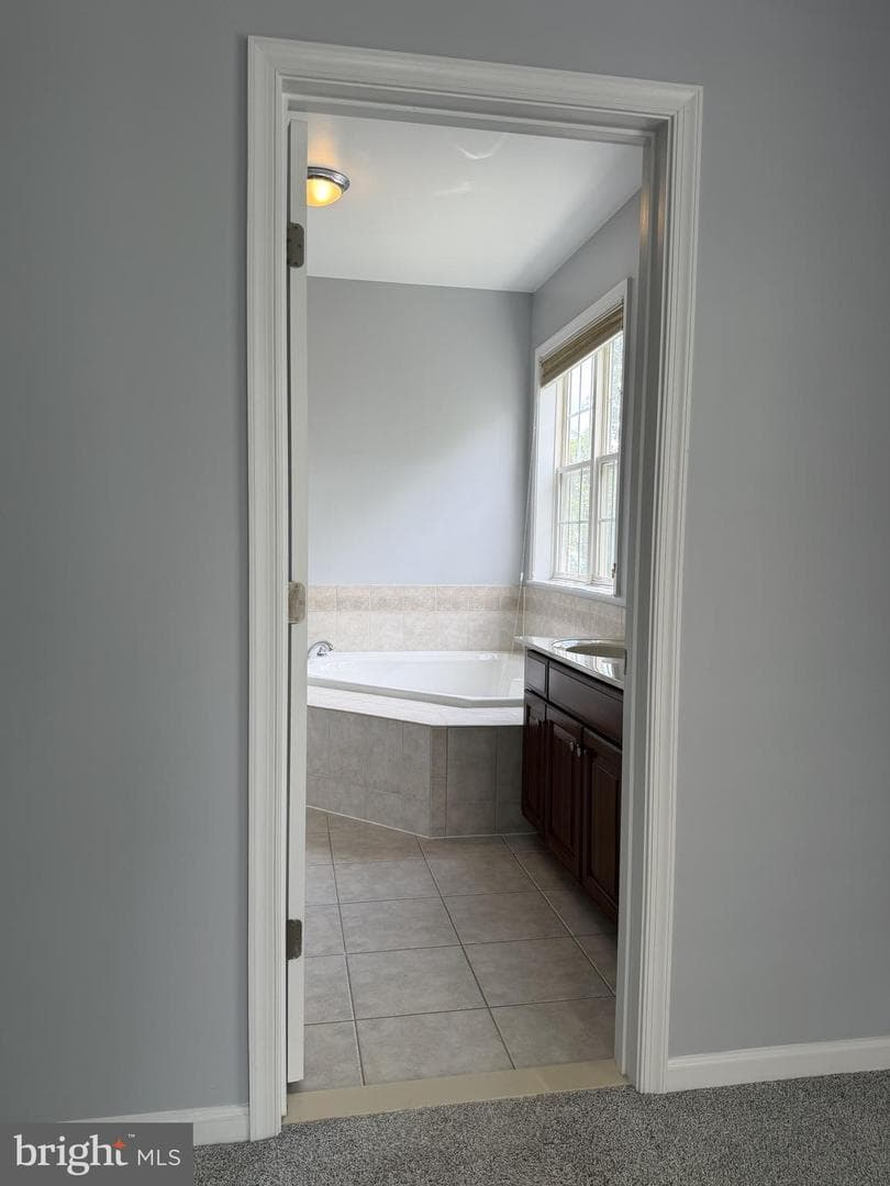 6765 Hampton Bay Lane photo 19