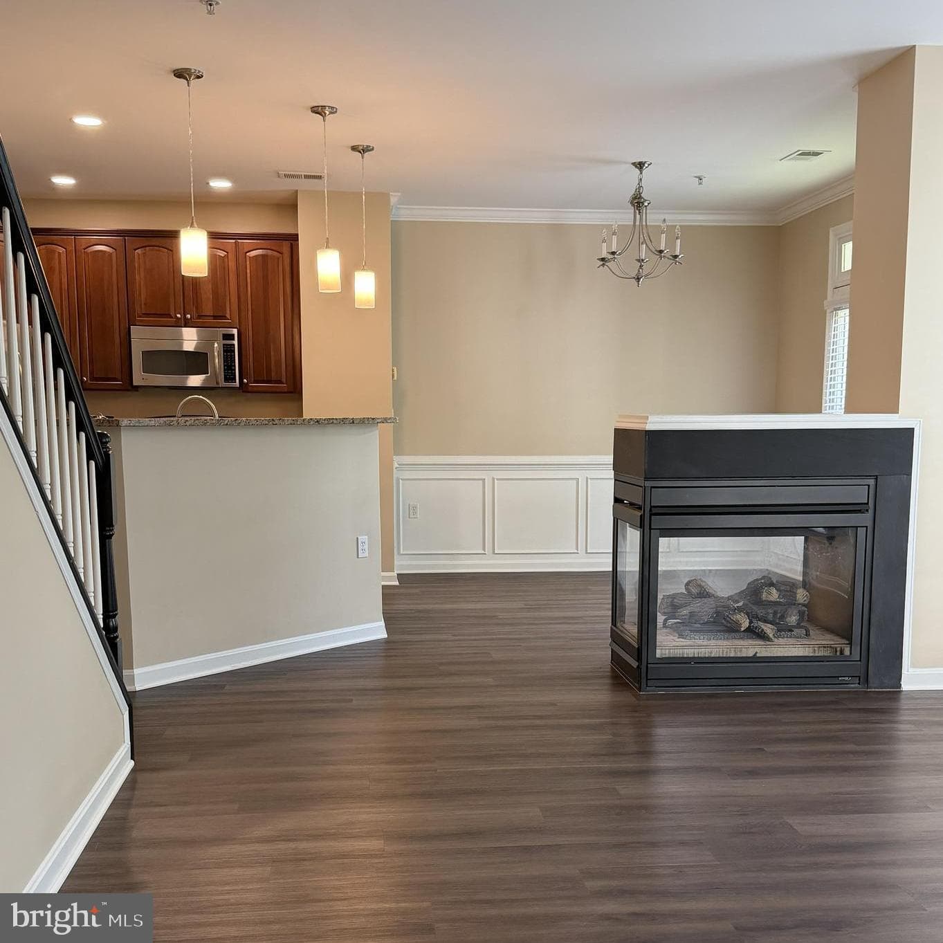 6765 Hampton Bay Lane photo 3