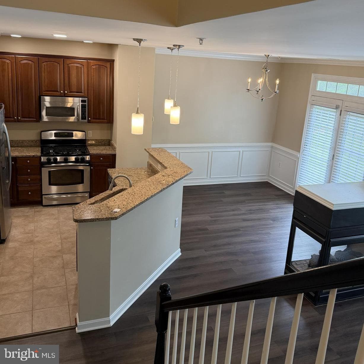 6765 Hampton Bay Lane photo 4