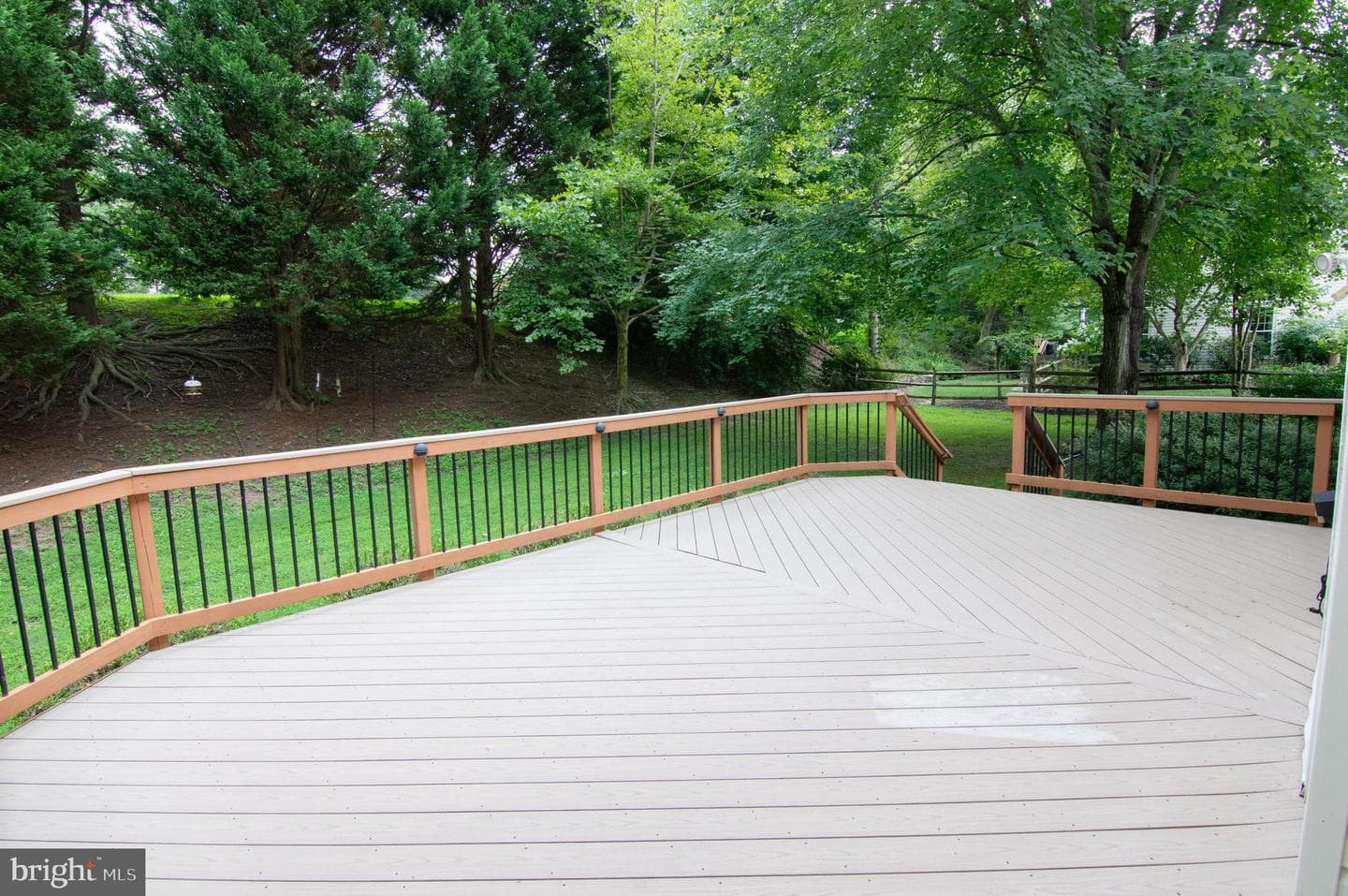 13017 Champlain Drive photo 8