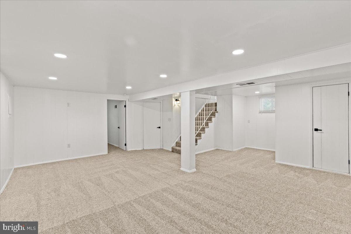 15913 Crest Drive photo 19
