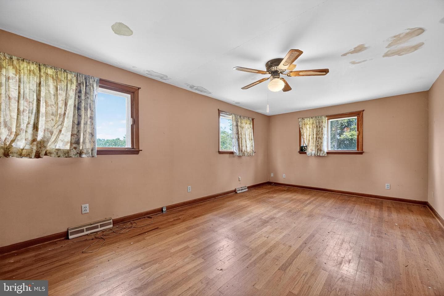 115 Grandview Drive photo 36