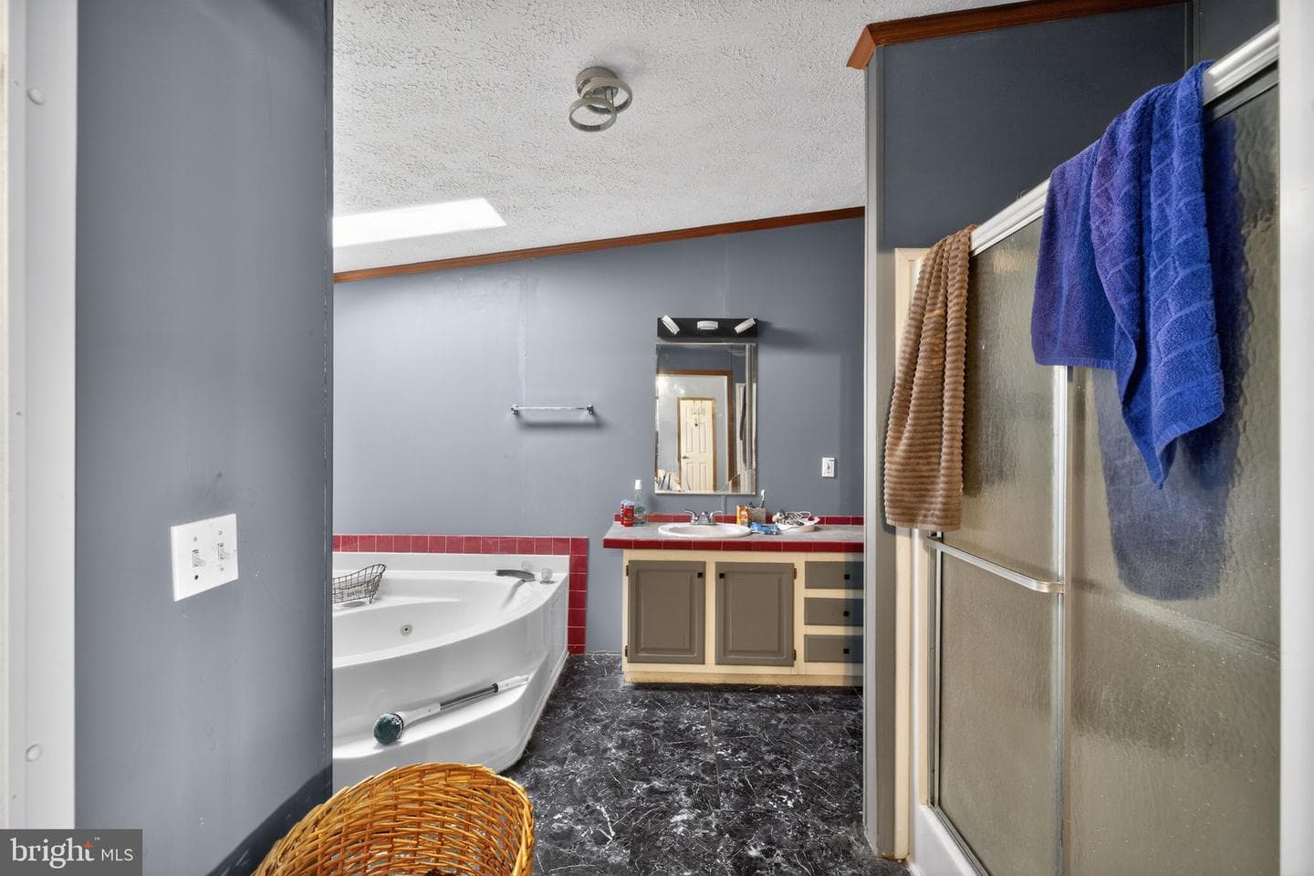 355 Clan Alpine Way photo 18