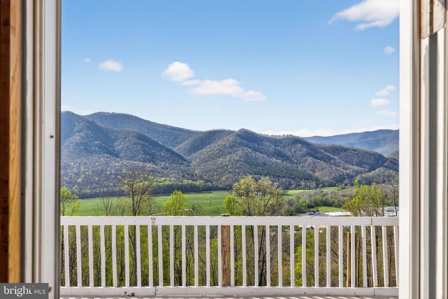 355 Clan Alpine Way photo 28