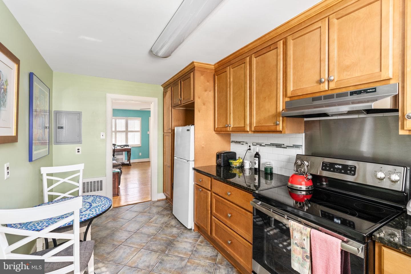 4050 Forest Hill Ave #10 photo 28