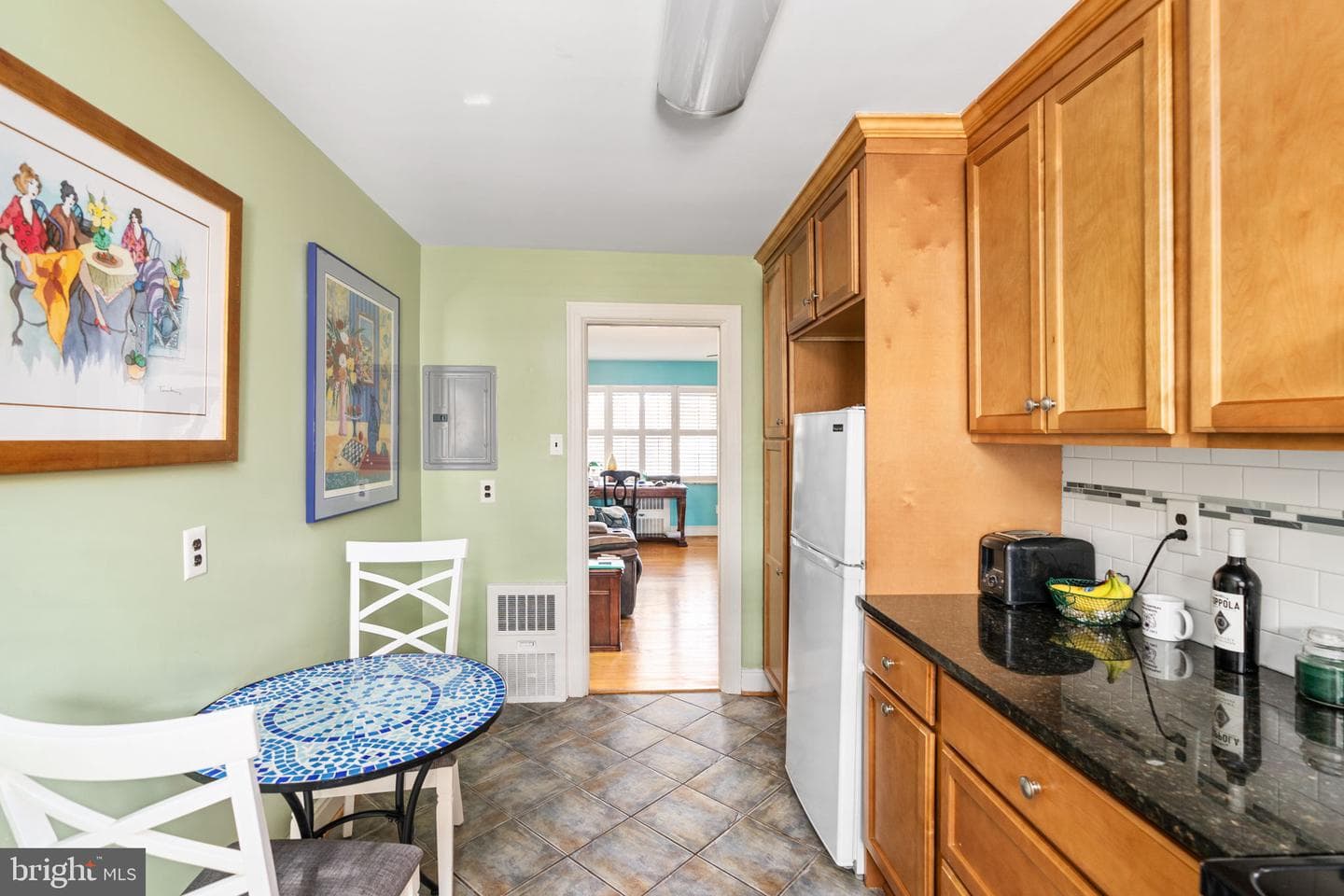 4050 Forest Hill Ave #10 photo 29