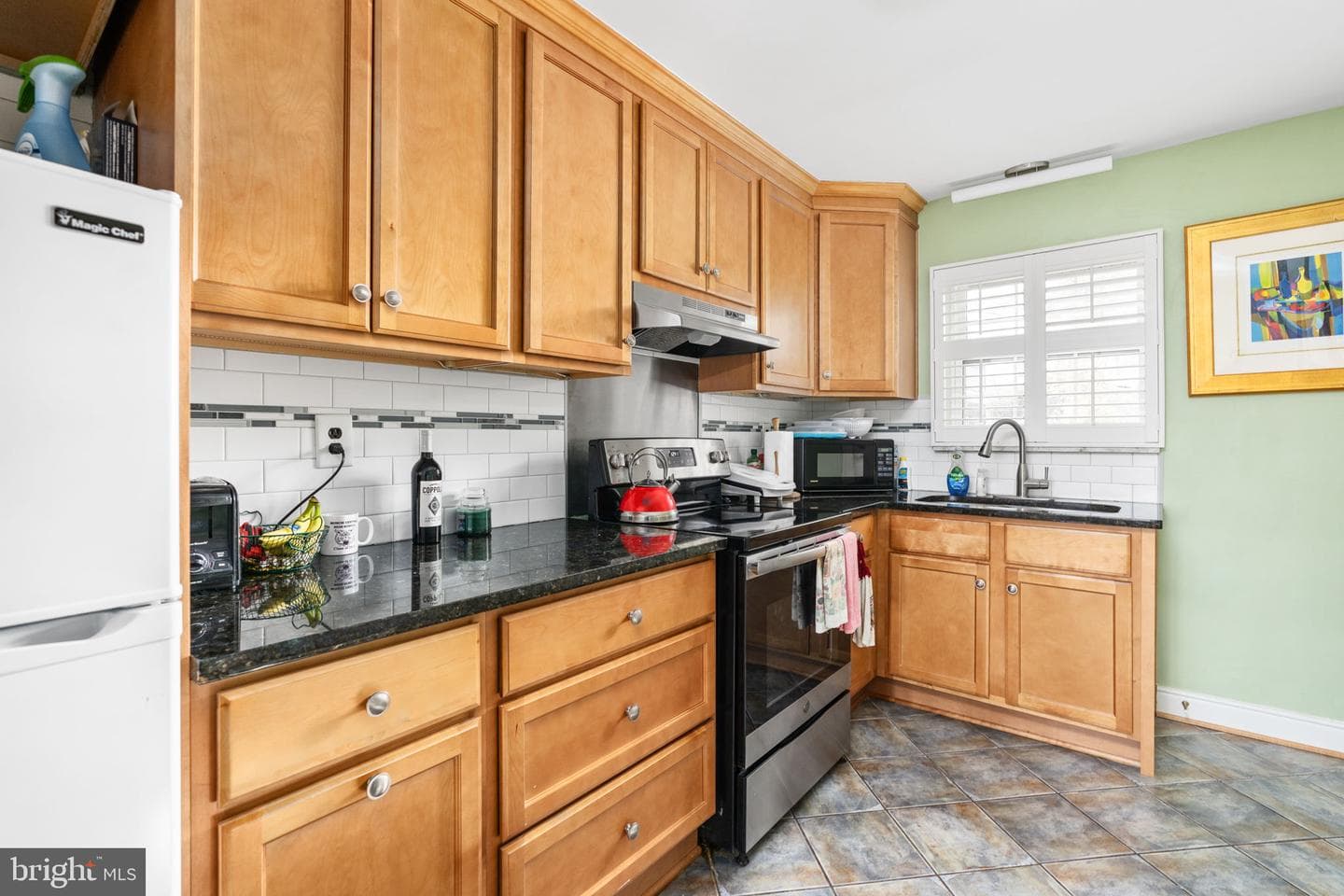4050 Forest Hill Ave #10 photo 3