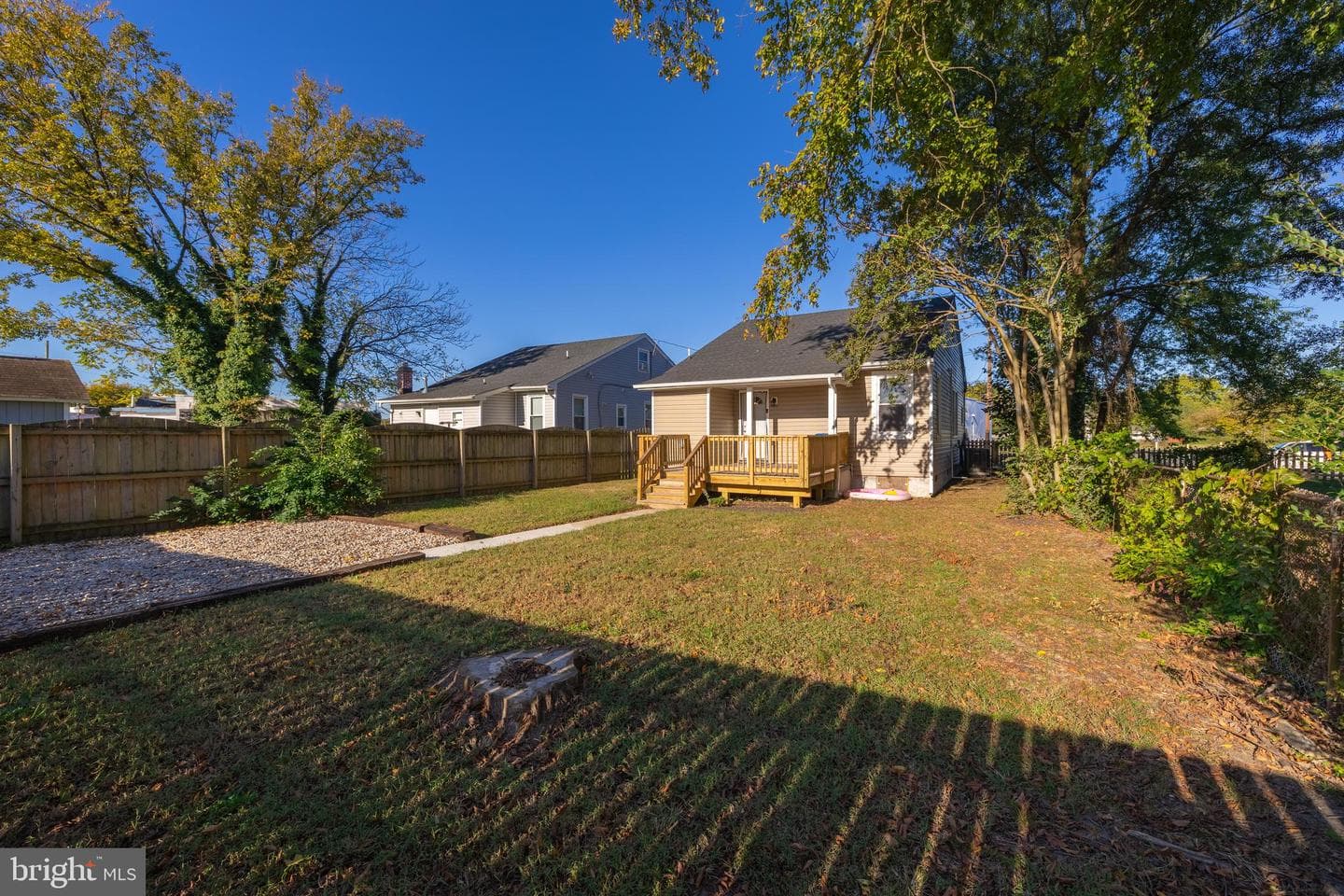 1905 Creighton Road photo 28