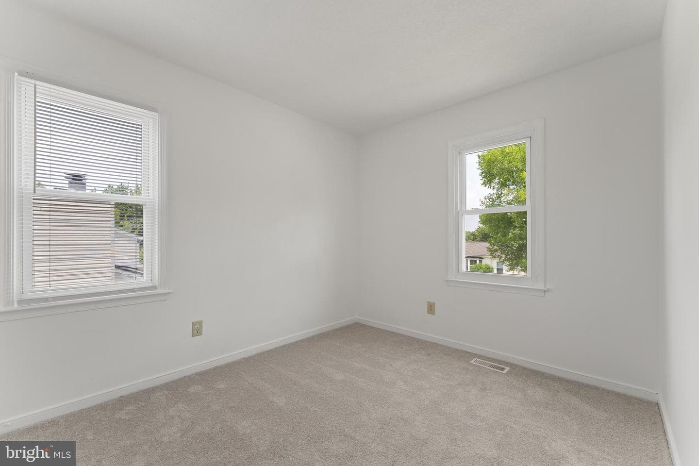 4602 H Whiting Circle photo 18