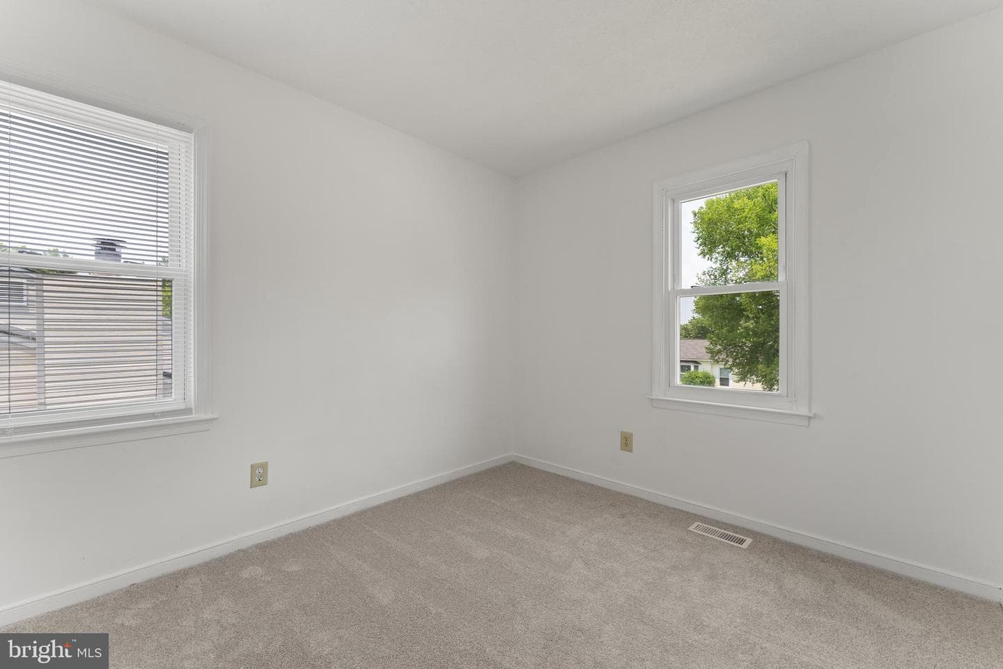 4602 H Whiting Circle photo 19