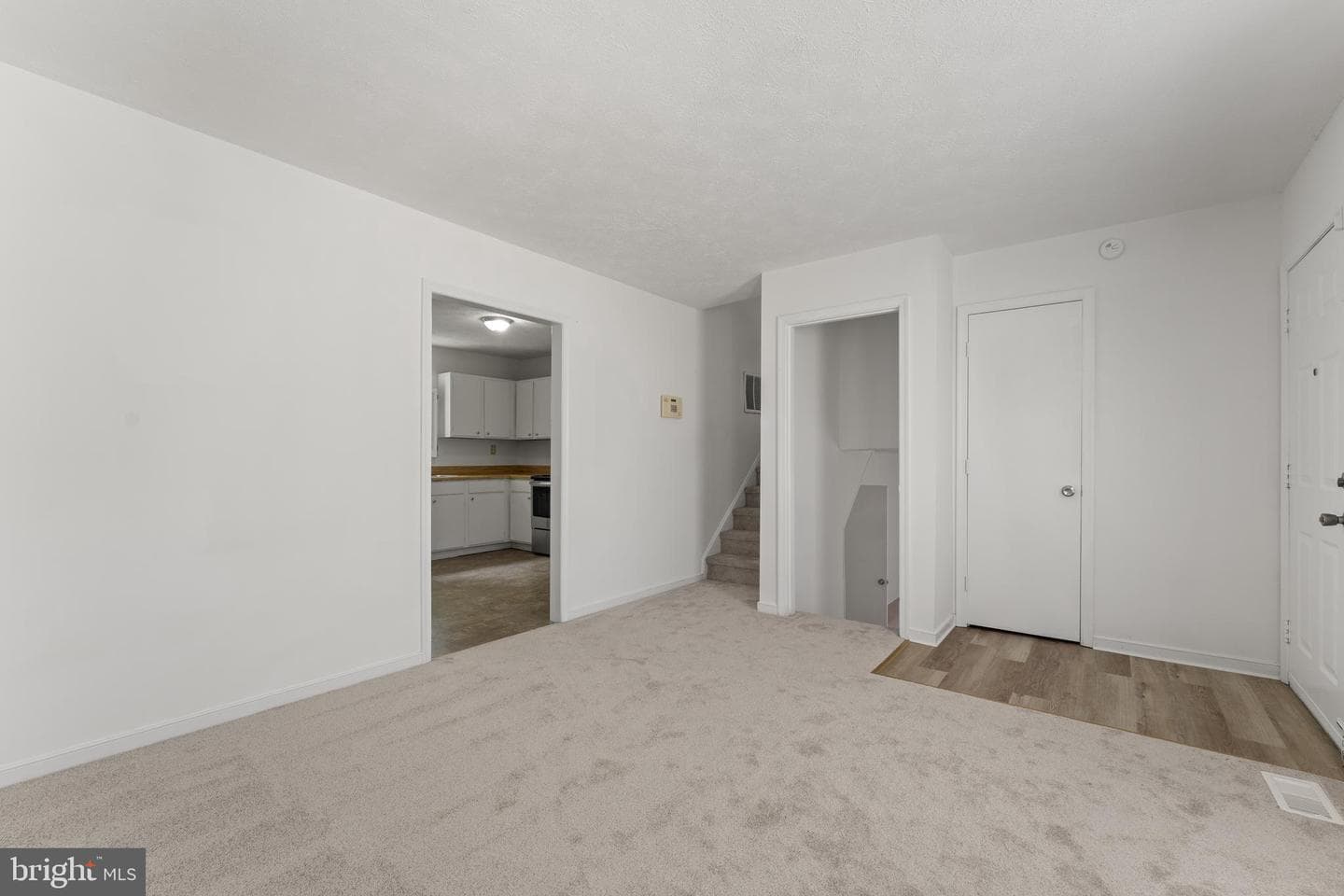 4602 H Whiting Circle photo 6