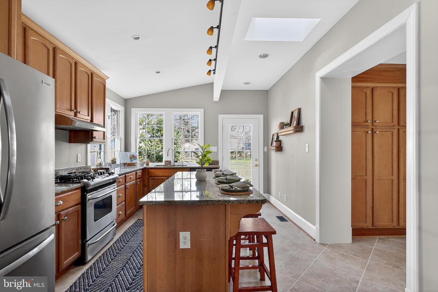 5411 Dorchester Road photo 15