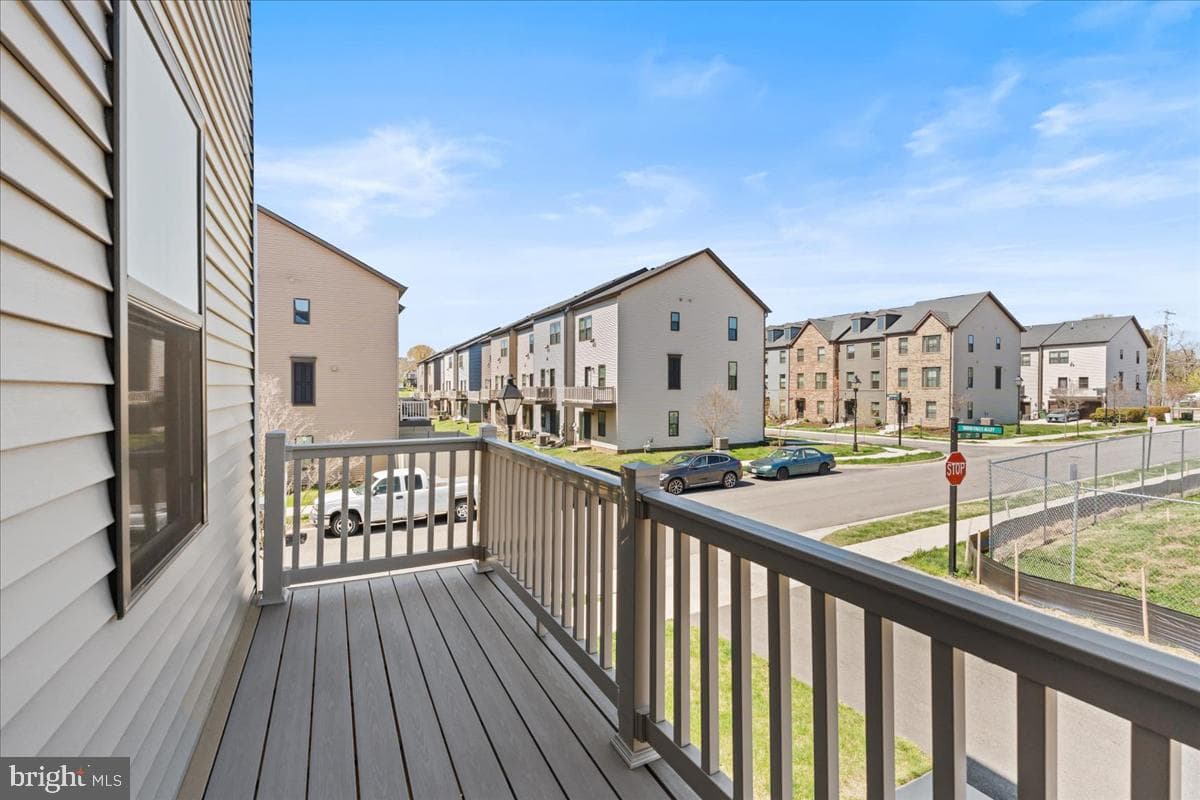 2037 Tobacco Mill Street photo 19