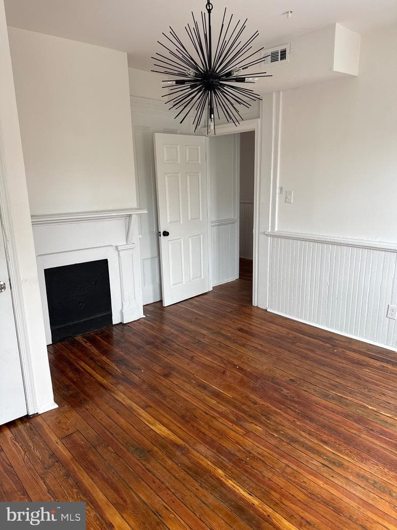 810 N Harrison Street photo 23