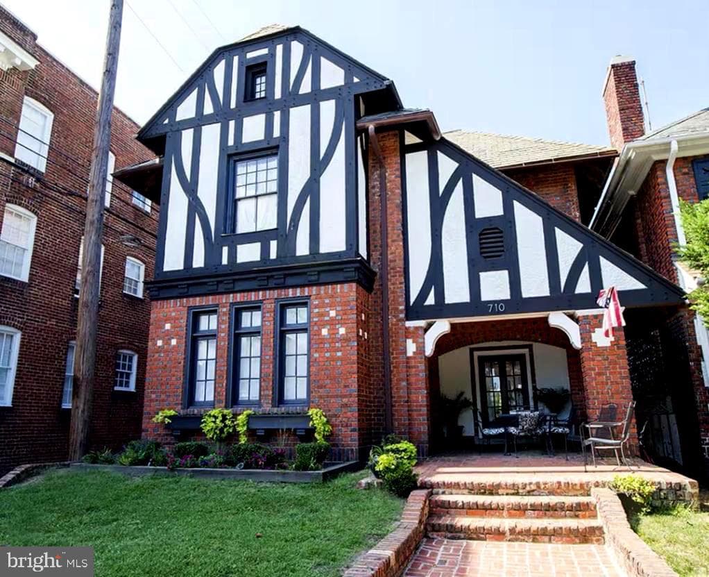 710 N Arthur Ashe Blvd, Richmond