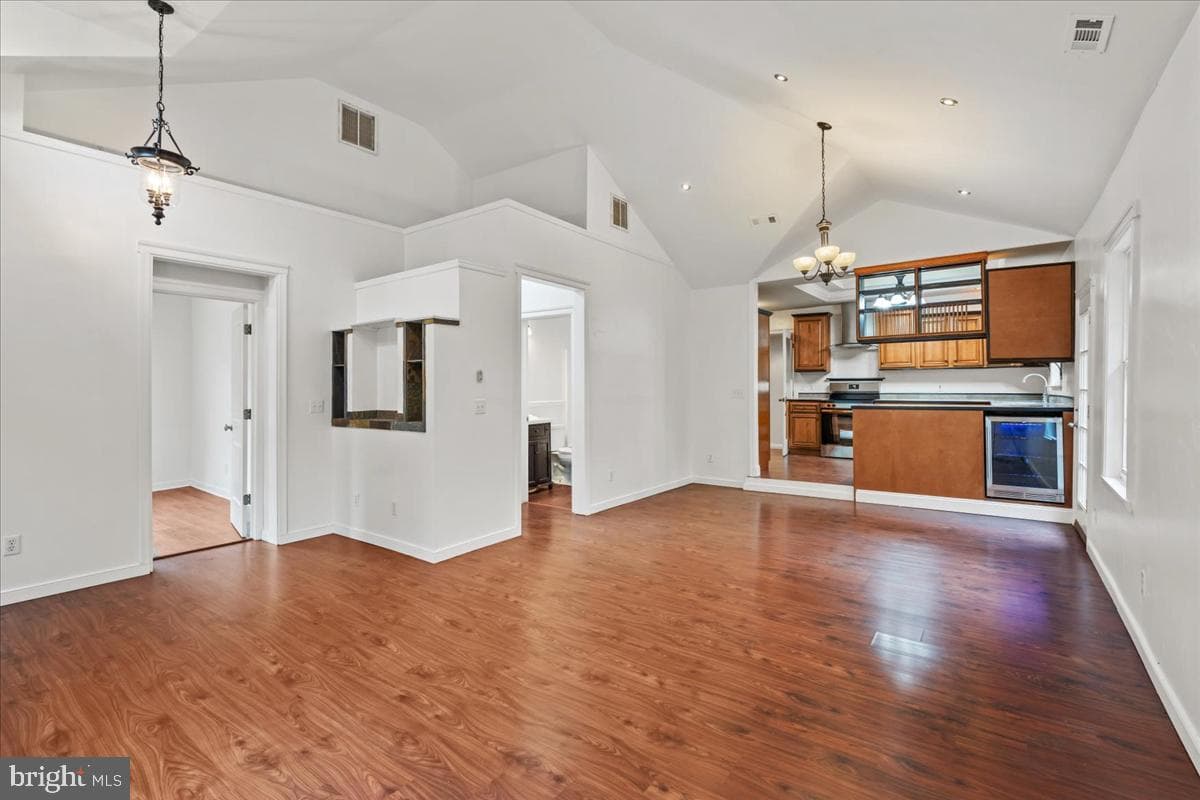 5514 Parker St photo 3