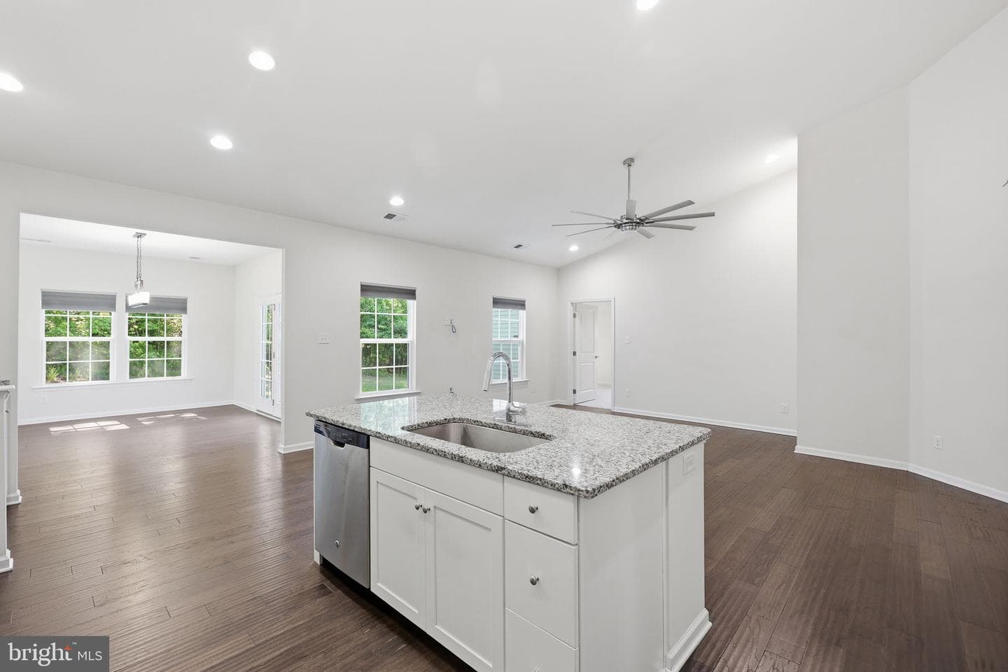 5113 Kenmare Loop photo 9