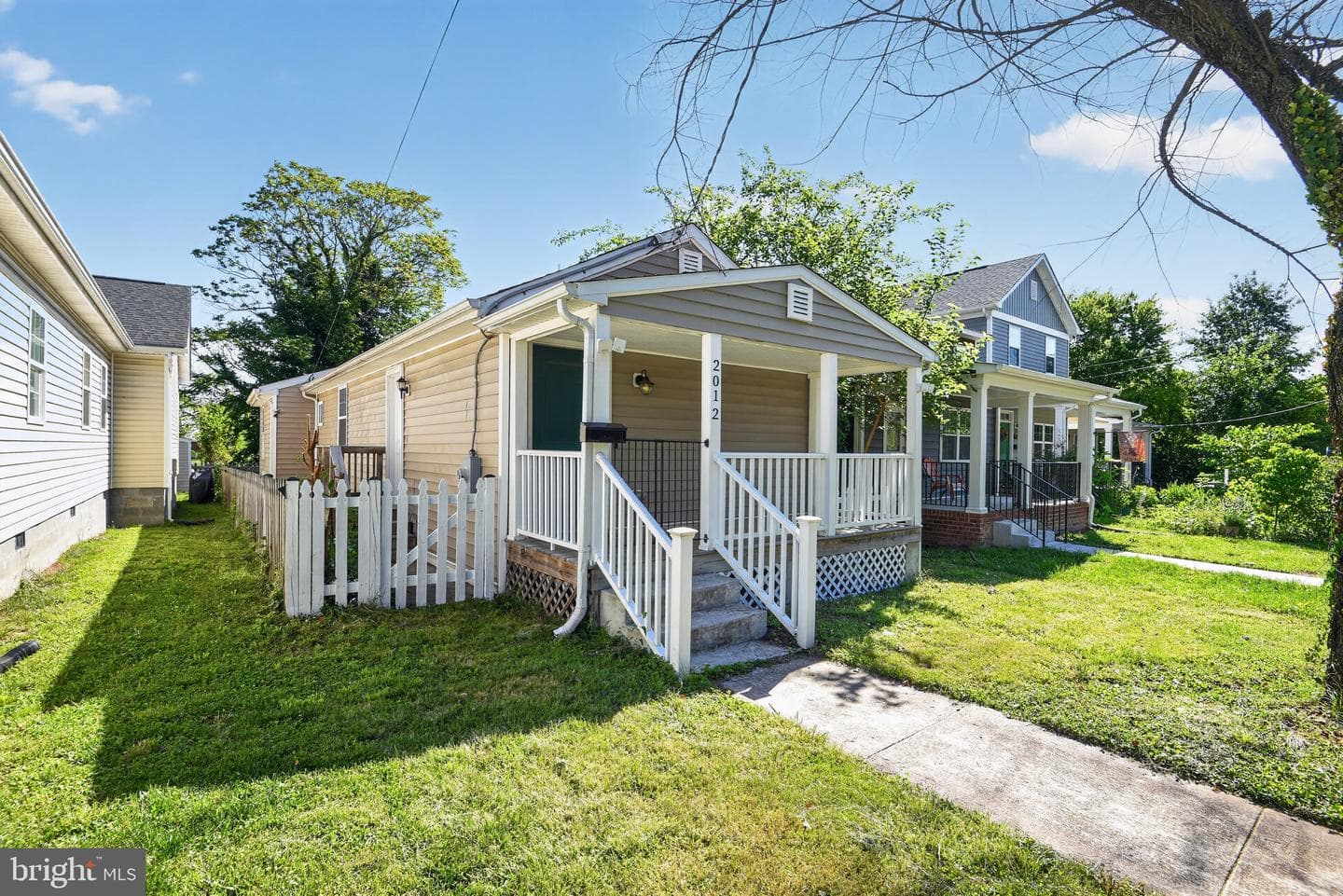 2012 Newbourne Street photo 4