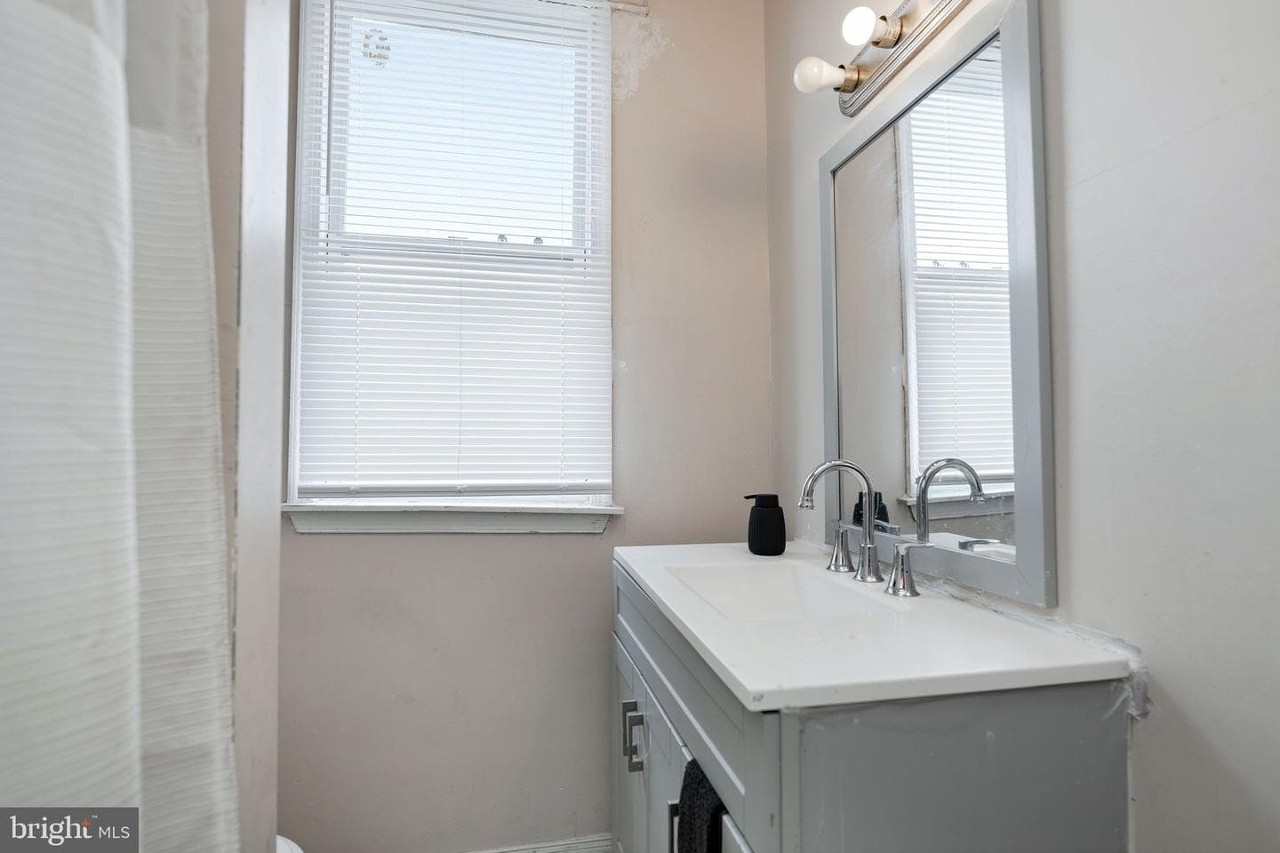 2715 Hull Street photo 17