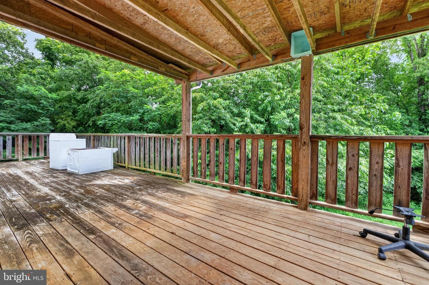 1382 Walnut Shell Dr, Vinton
