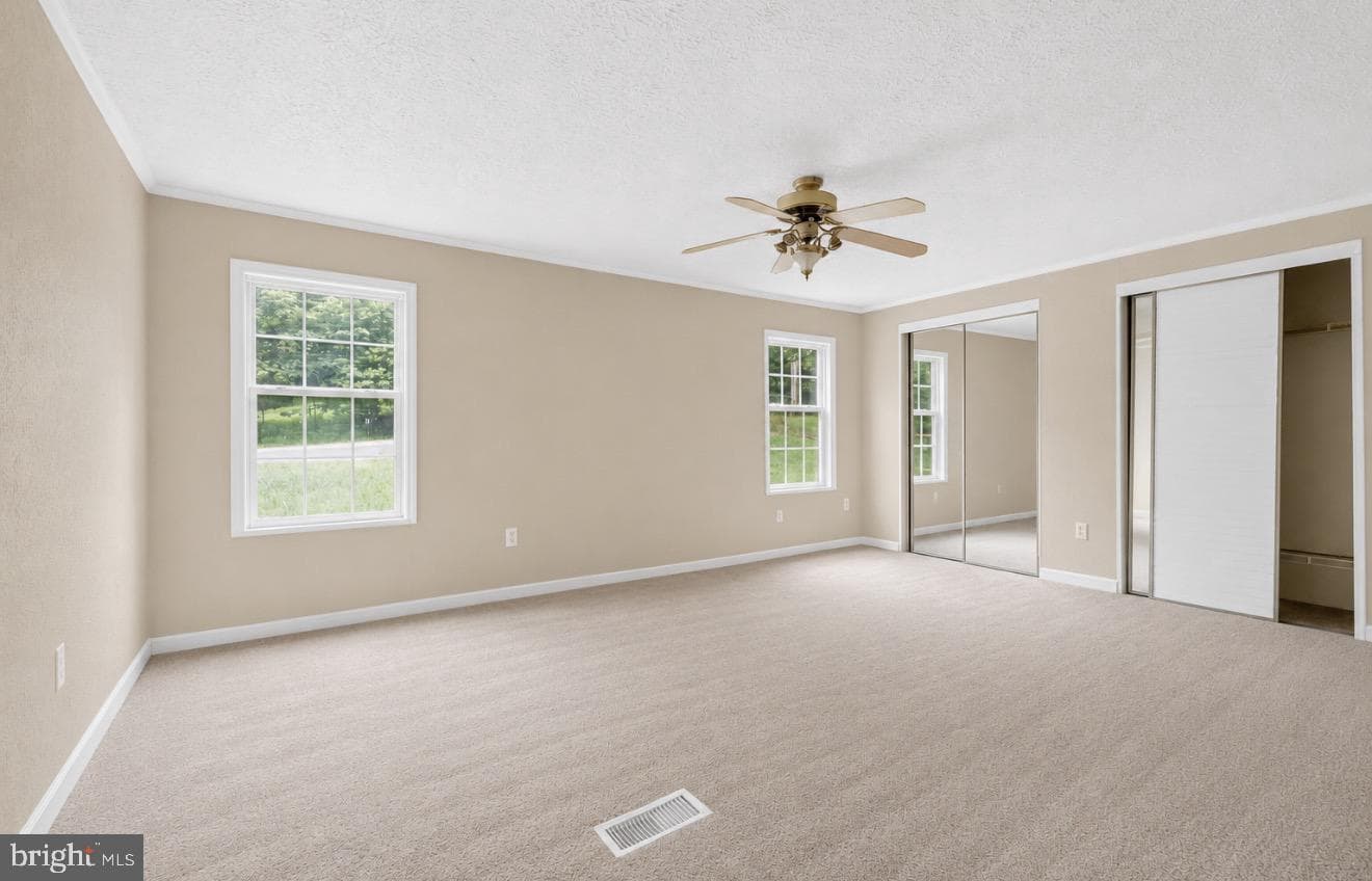 1382 Walnut Shell Dr photo 8