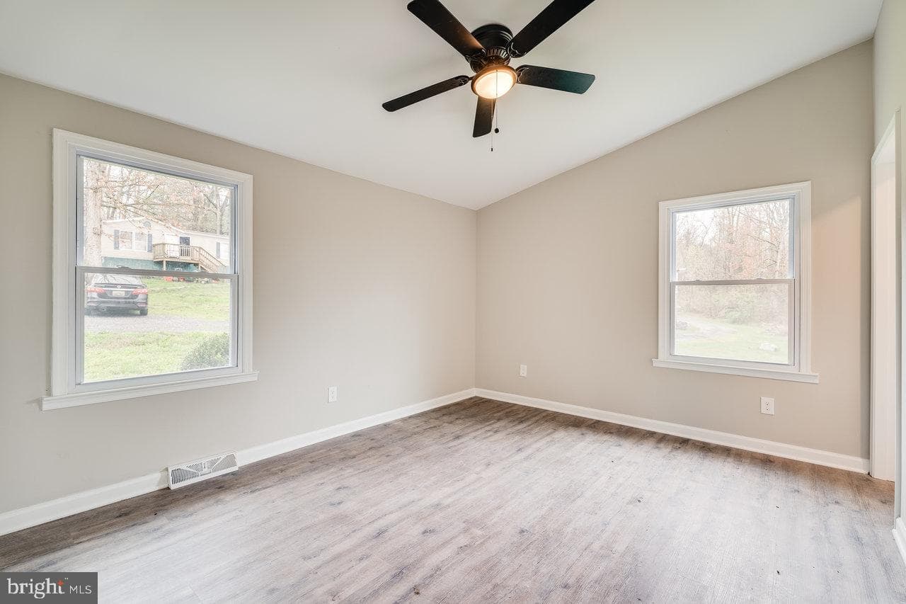 9031 Dolphin Lane photo 23