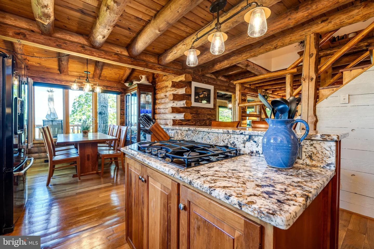 1130 Sundance Mountain Road photo 8