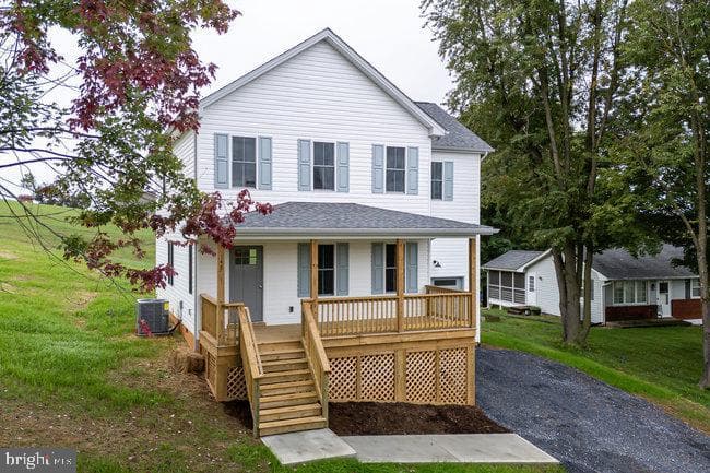 148 Belvedere Street photo 51