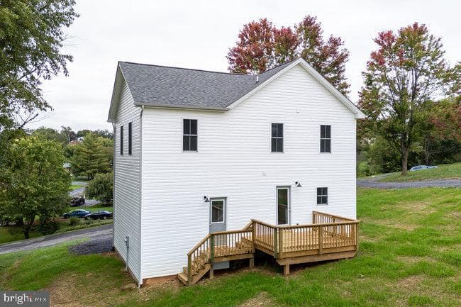 148 Belvedere Street photo 65