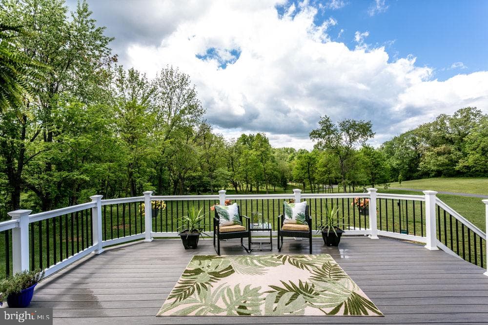 3606 Winsinger Drive photo 5